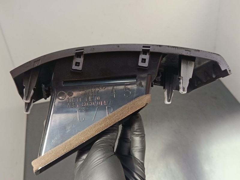 Recambio de aireador central derecho para mitsubishi outlander ii (cw_w) 2.0 di-d (cw8w) referencia OEM IAM   