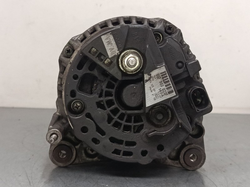 Recambio de alternador para mitsubishi outlander ii (cw_w) 2.0 di-d (cw8w) referencia OEM IAM 06F903023  