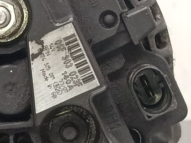 Recambio de alternador para mitsubishi outlander ii (cw_w) 2.0 di-d (cw8w) referencia OEM IAM 06F903023  