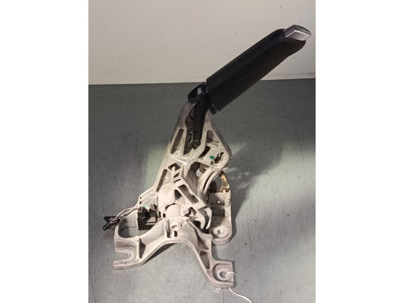 Recambio de palanca freno de mano para ford focus iii turnier 1.0 ecoboost referencia OEM IAM   