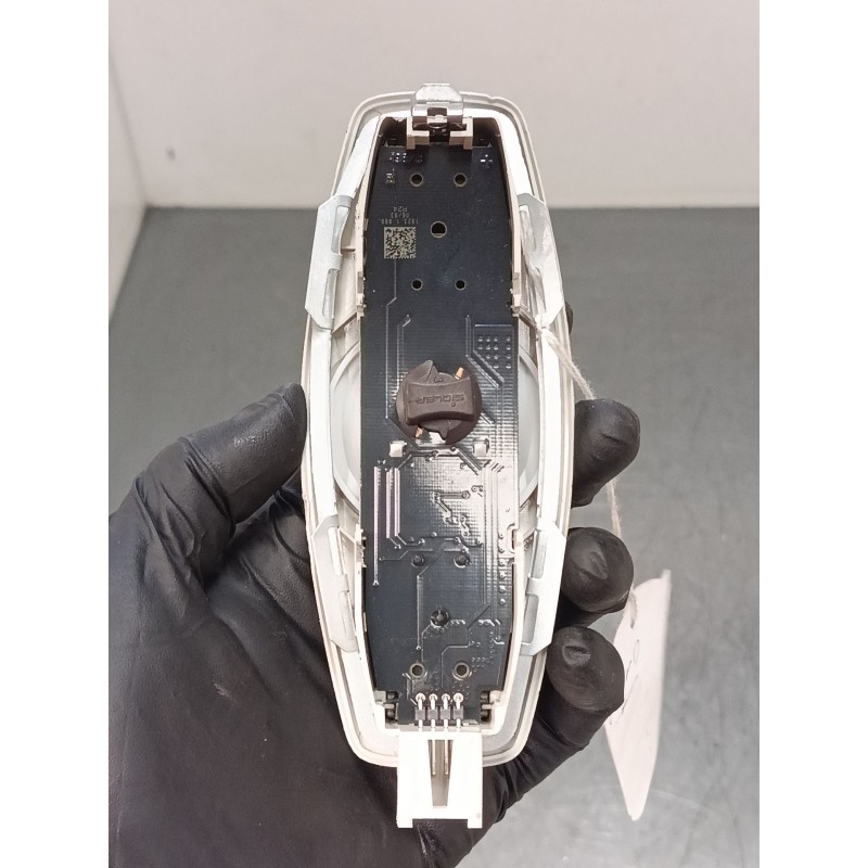 Recambio de luz interior delantera para ford focus iii turnier 1.0 ecoboost referencia OEM IAM BM5113776EC  