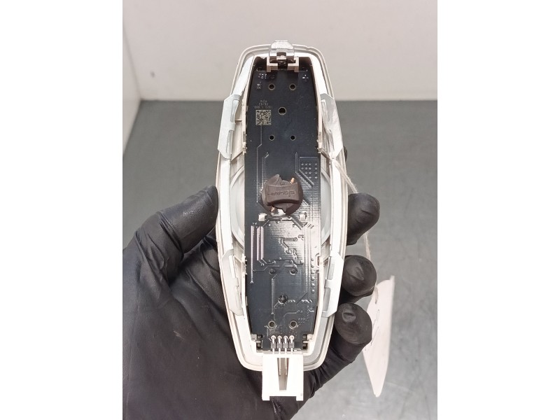 Recambio de luz interior delantera para ford focus iii turnier 1.0 ecoboost referencia OEM IAM BM5113776EC  