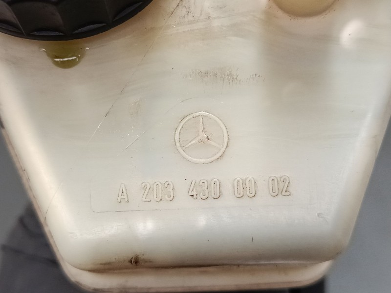 Recambio de bomba freno para mercedes-benz clase c (w203) c 200 kompressor (203.042) referencia OEM IAM A2024300002  