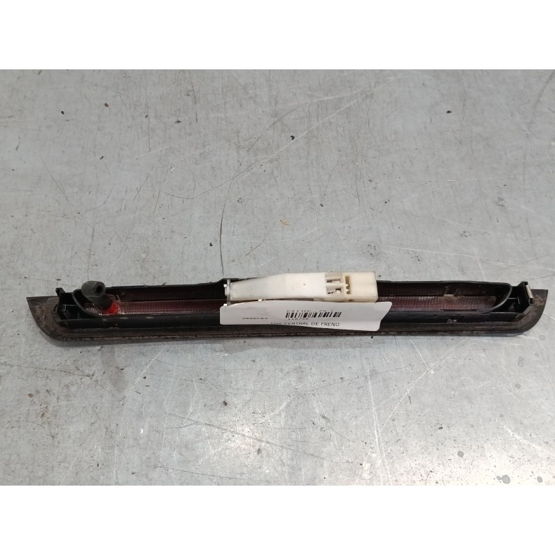 Recambio de luz central de freno para citroën c3 i (fc_, fn_) 1.4 hdi referencia OEM IAM 89028538  