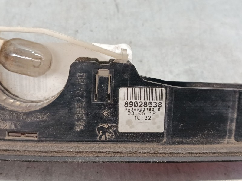 Recambio de luz central de freno para citroën c3 i (fc_, fn_) 1.4 hdi referencia OEM IAM 89028538  