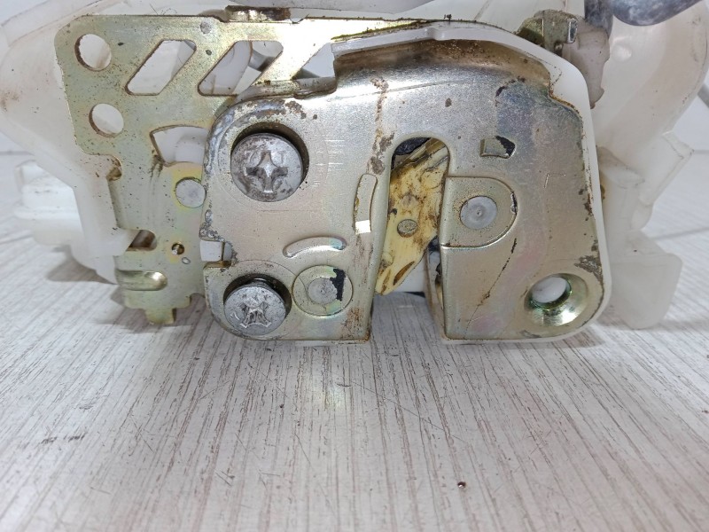 Recambio de cerradura puerta delantera izquierda para subaru legacy iv (bl) 2.5 awd (bl9) referencia OEM IAM   