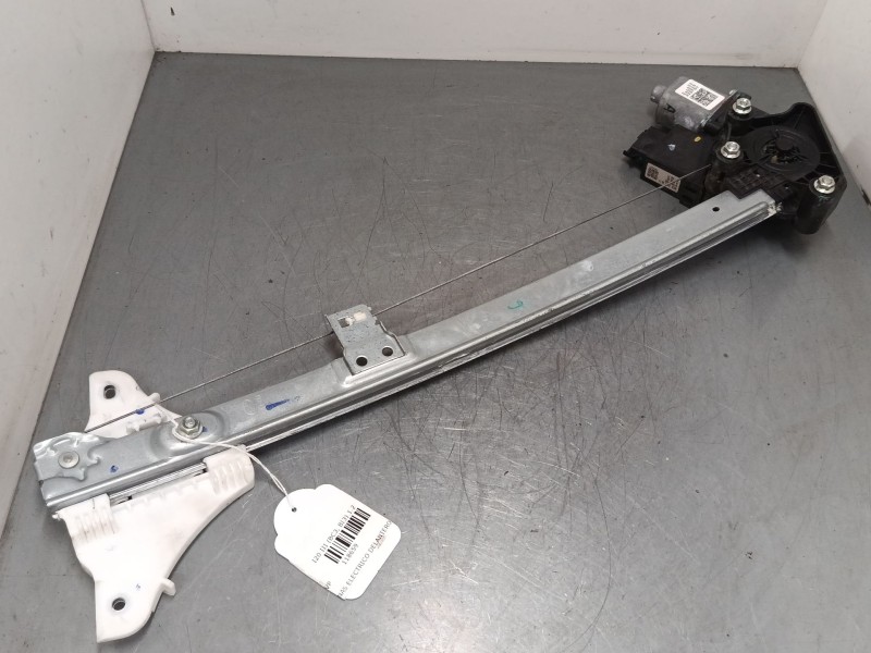 Recambio de elevalunas electrico delantero izquierdo para hyundai i20 iii (bc3, bi3) 1.2 1.2 referencia OEM IAM 82450Q0520  