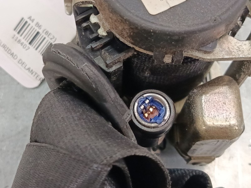 Recambio de cinturon seguridad delantero izquierdo para audi a4 b6 (8e2) 1.9 tdi referencia OEM IAM 560788401  