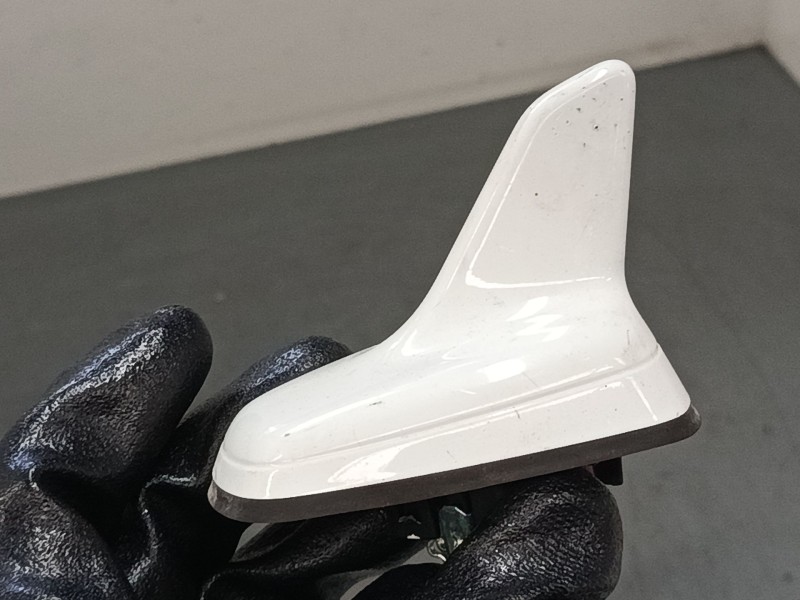 Recambio de antena para audi a3 (8v1, 8vk) 1.6 tdi referencia OEM IAM 10349610  