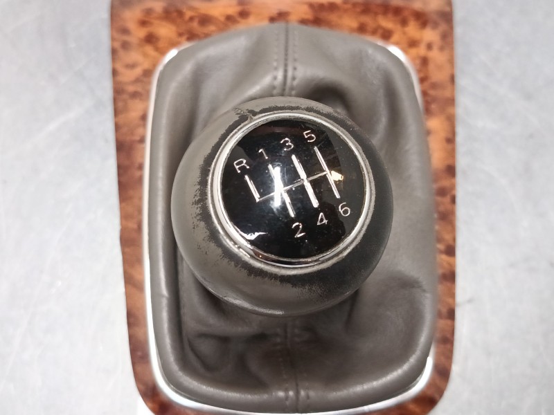 Recambio de pomo palanca cambio para audi a3 (8l1) 1.9 tdi referencia OEM IAM   