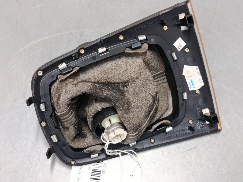 Recambio de pomo palanca cambio para audi a3 (8l1) 1.9 tdi referencia OEM IAM   
