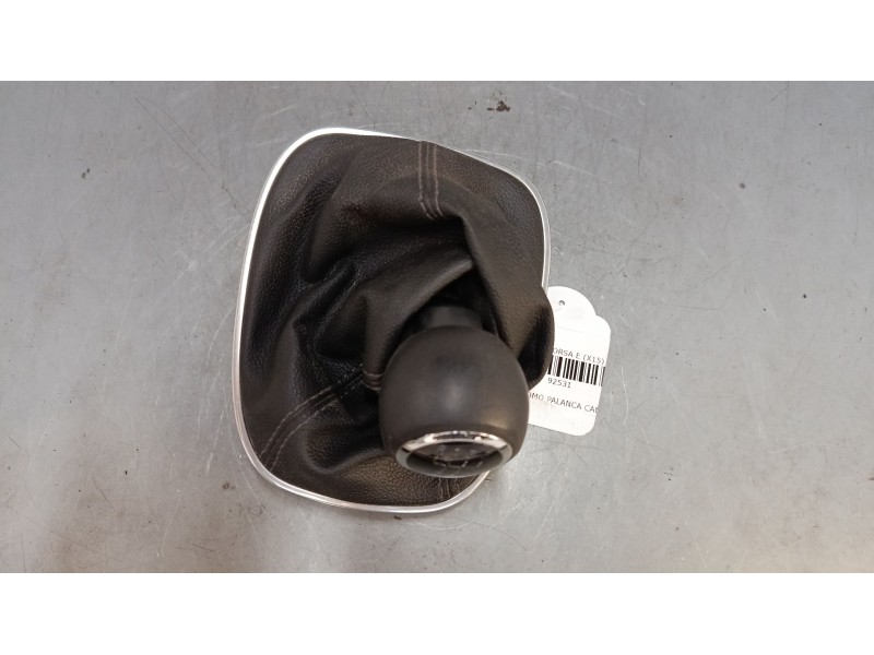 Recambio de pomo palanca cambio para opel corsa e (x15) 1.4 (08, 68) referencia OEM IAM   