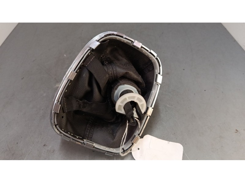 Recambio de pomo palanca cambio para opel corsa e (x15) 1.4 (08, 68) referencia OEM IAM   