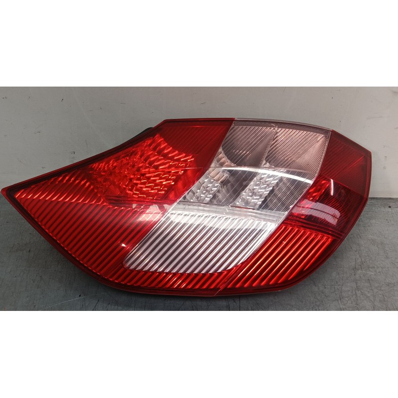 Recambio de piloto trasero izquierdo para renault scénic ii (jm0/1_) 1.5 dci (jm02, jm13) referencia OEM IAM 2SK008659  