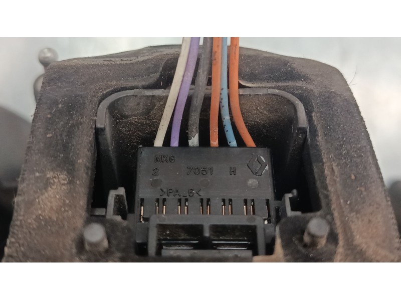 Recambio de piloto trasero izquierdo para renault scénic ii (jm0/1_) 1.5 dci (jm02, jm13) referencia OEM IAM 2SK008659  