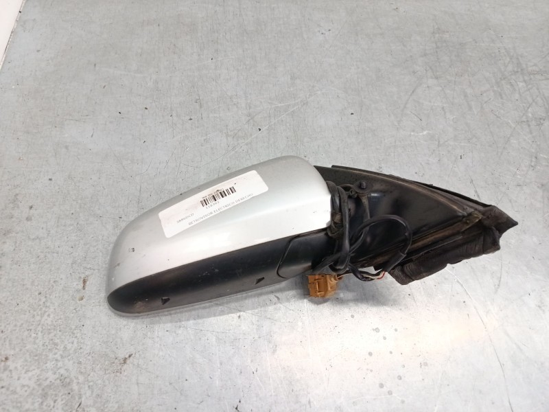 Recambio de retrovisor electrico derecho para audi a4 b6 (8e2) 1.9 tdi referencia OEM IAM   