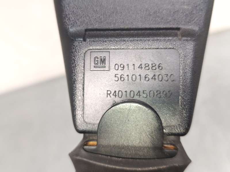 Recambio de anclaje cinturon delantero derecho para opel corsa c (x01) 1.2 (f08, f68) referencia OEM IAM   