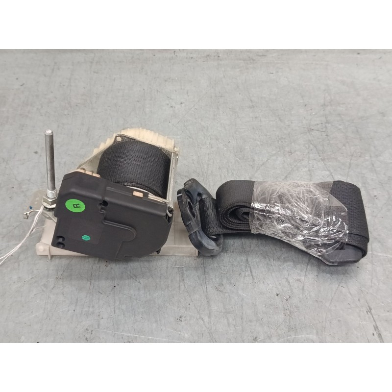 Recambio de cinturon seguridad delantero derecho para opel corsa c (x01) 1.2 (f08, f68) referencia OEM IAM   