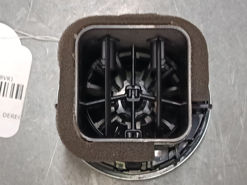 Recambio de aireador central derecho para audi a3 (8v1, 8vk) 1.6 tdi referencia OEM IAM   