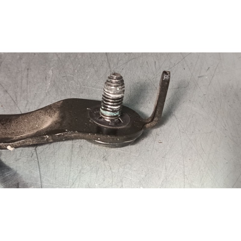 Recambio de anclaje cinturon delantero derecho para renault megane cc (ez0/1_) 1.2 tce (ez16) referencia OEM IAM   