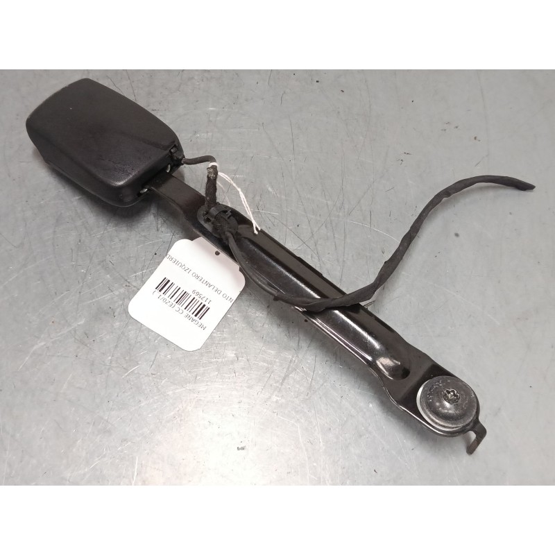 Recambio de anclaje cinturon delantero izquierdo para renault megane cc (ez0/1_) 1.2 tce (ez16) referencia OEM IAM   