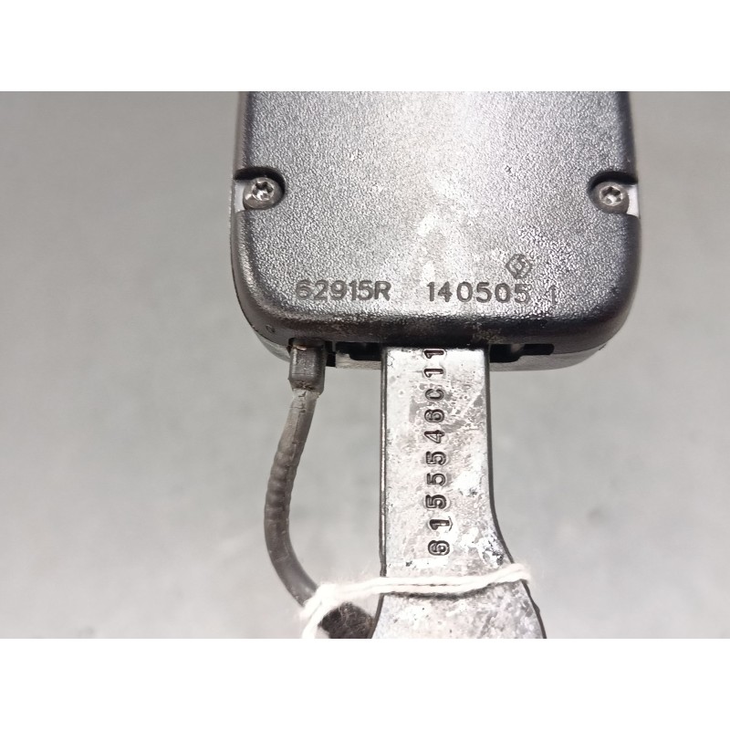 Recambio de anclaje cinturon delantero izquierdo para renault megane cc (ez0/1_) 1.2 tce (ez16) referencia OEM IAM   