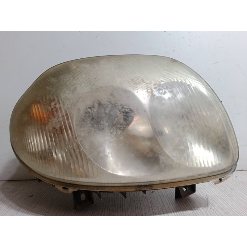 Recambio de faro derecho para renault clio ii (bb_, cb_) 1.2 (bb0a, bb0f, bb10, bb1k, bb28, bb2d, bb2h, cb0a,... referencia OEM 