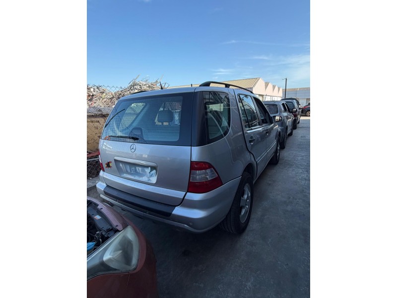 mercedes-benz clase m (w163) del año 2002