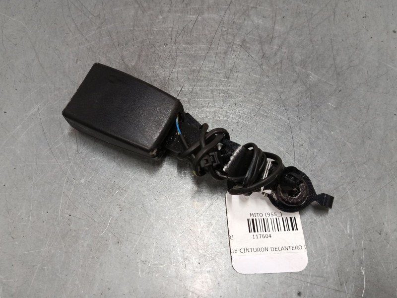 Recambio de anclaje cinturon delantero derecho para alfa romeo mito (955_) 1.3 multijet (955axh1b, 955axt1a) referencia OEM IAM 