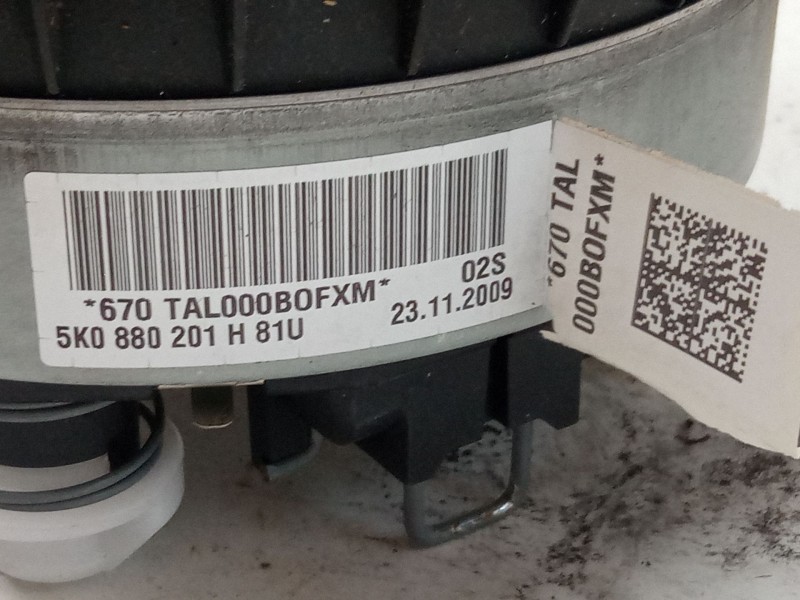 Recambio de airbag volante para volkswagen golf plus v (5m1, 521) 1.4 tsi referencia OEM IAM 5K0880201H81U  