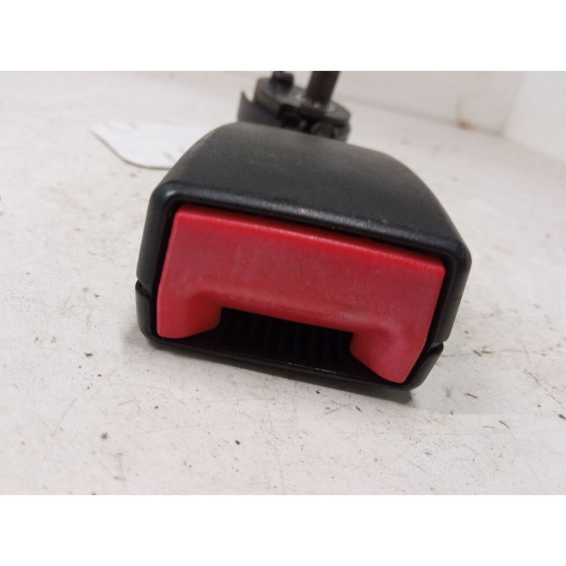Recambio de anclaje cinturon trasero derecho para volkswagen golf plus v (5m1, 521) 1.4 tsi referencia OEM IAM   