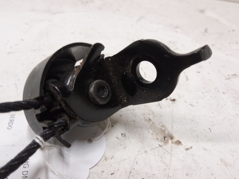 Recambio de anclaje cinturon trasero izquierdo para volkswagen golf plus v (5m1, 521) 1.4 tsi referencia OEM IAM   