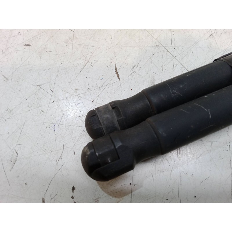 Recambio de amortiguadores malet/porton para opel astra h gtc (a04) 1.4 (l08) referencia OEM IAM   