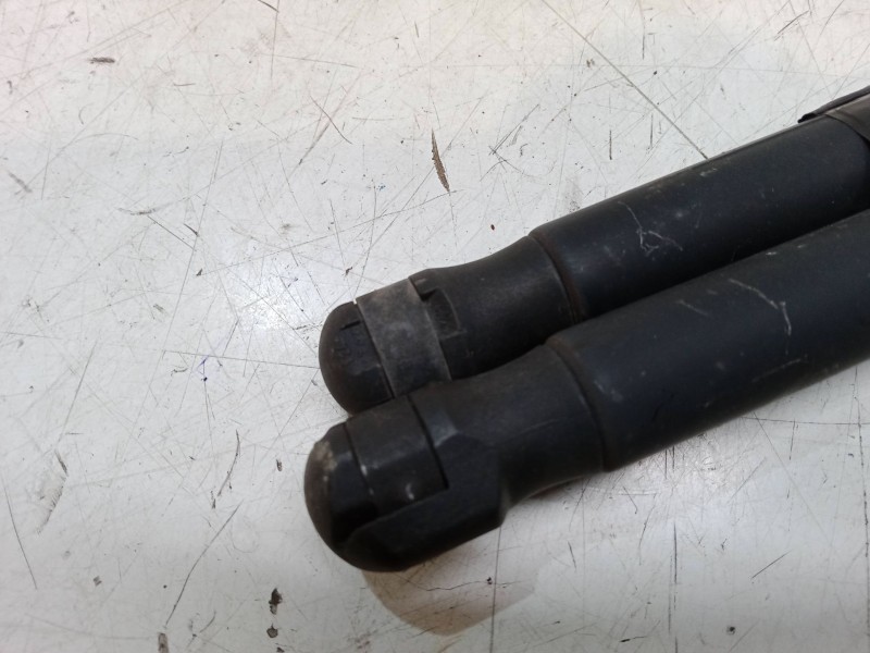 Recambio de amortiguadores malet/porton para opel astra h gtc (a04) 1.4 (l08) referencia OEM IAM   