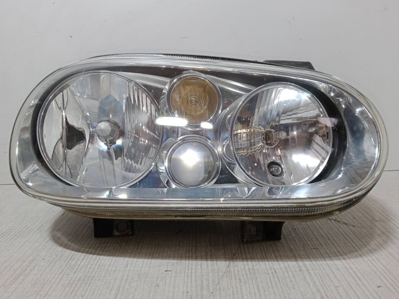 Recambio de faro derecho para volkswagen golf iv (1j1) 1.9 tdi referencia OEM IAM 1J1941016C  