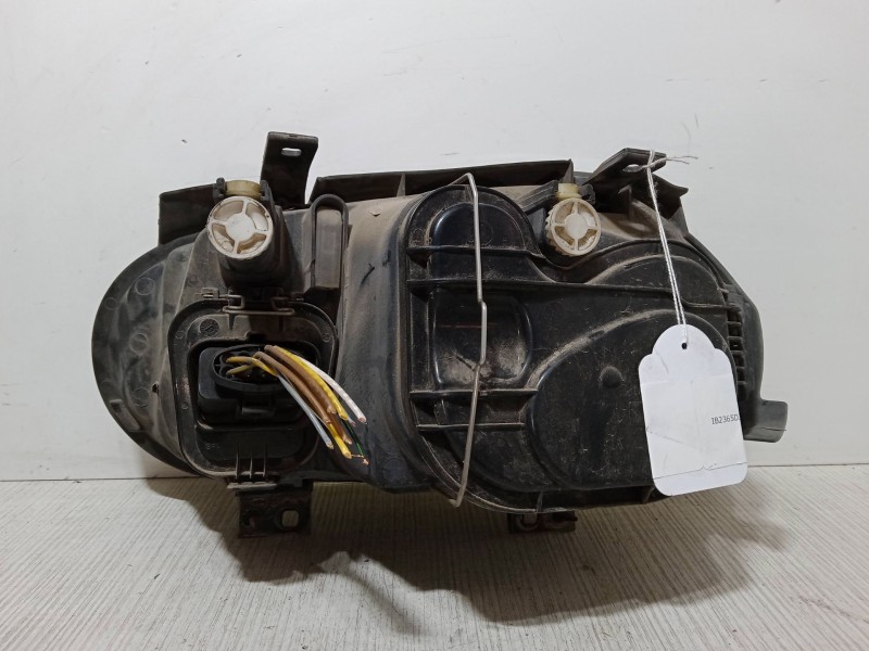 Recambio de faro derecho para volkswagen golf iv (1j1) 1.9 tdi referencia OEM IAM 1J1941016C  