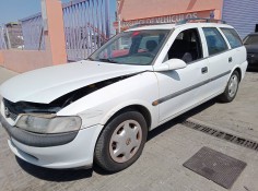 opel vectra b station wagon (j96) del año 1998