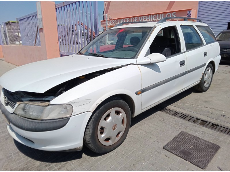 opel vectra b station wagon (j96) del año 1998