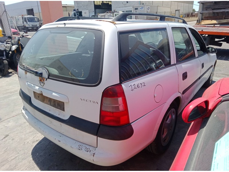 opel vectra b station wagon (j96) del año 1998