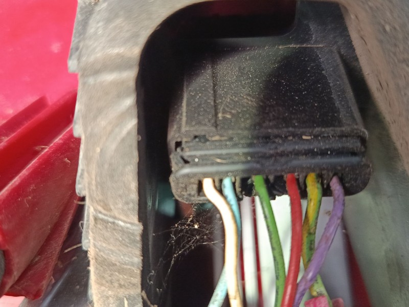 Recambio de piloto trasero derecho para peugeot 207/207+ (wa_, wc_) 1.6 hdi referencia OEM IAM   