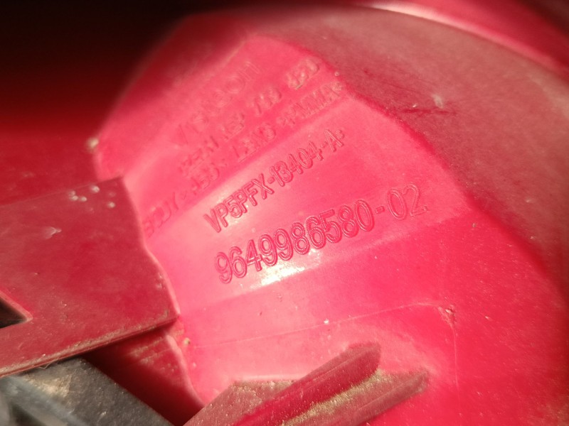 Recambio de piloto trasero derecho para peugeot 207/207+ (wa_, wc_) 1.6 hdi referencia OEM IAM   