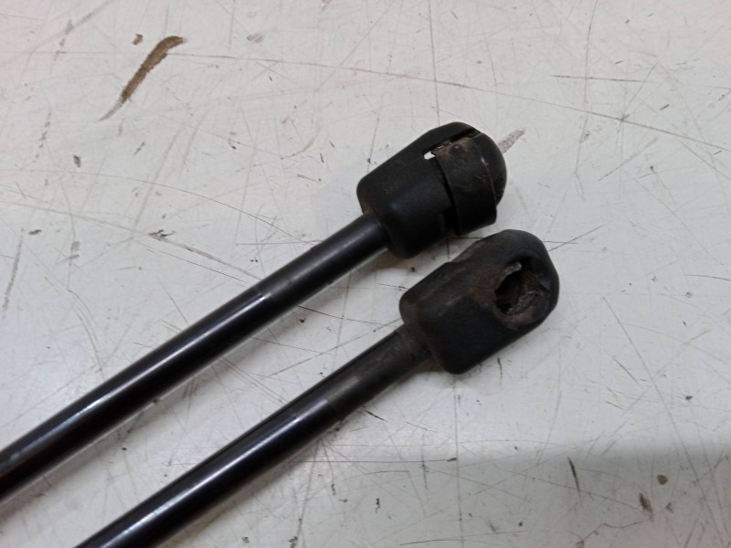 Recambio de amortiguadores malet/porton para opel astra h gtc (a04) 1.4 (l08) referencia OEM IAM   