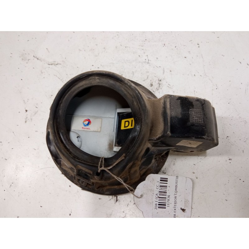 Recambio de tapa exterior combustible para peugeot 208 i (ca_, cc_) 1.6 hdi / bluehdi 75 referencia OEM IAM   