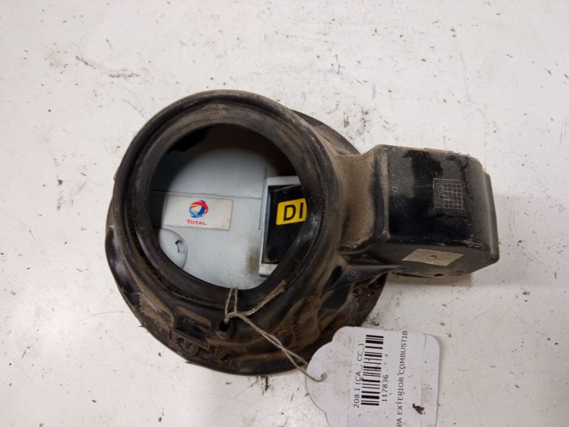 Recambio de tapa exterior combustible para peugeot 208 i (ca_, cc_) 1.6 hdi / bluehdi 75 referencia OEM IAM   
