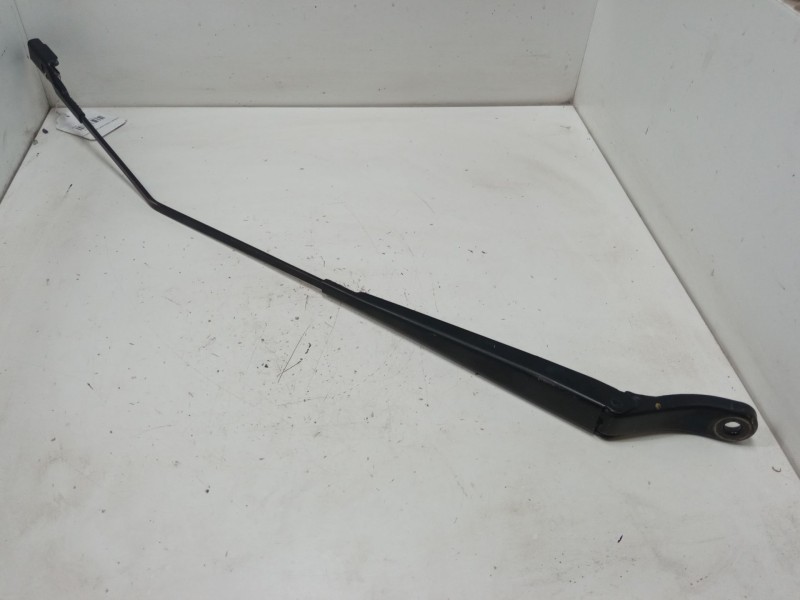 Recambio de brazo limpia delantero derecho para peugeot 208 i (ca_, cc_) 1.6 hdi / bluehdi 75 referencia OEM IAM   