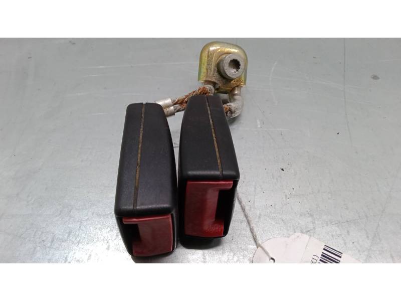 ENGANCHE CINTURON TRASERO CENTRAL 1K0857739MQVZ 