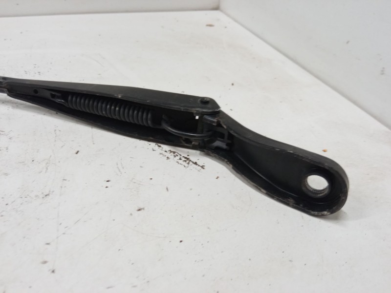 Recambio de brazo limpia delantero izquierdo para peugeot 208 i (ca_, cc_) 1.6 hdi / bluehdi 75 referencia OEM IAM   