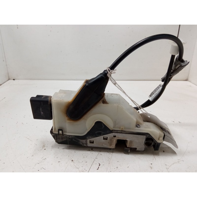 Recambio de cerradura puerta delantera derecha para peugeot 208 i (ca_, cc_) 1.6 hdi / bluehdi 75 referencia OEM IAM 9812500780 