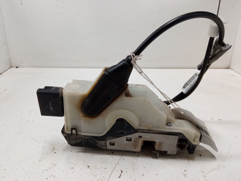 Recambio de cerradura puerta delantera derecha para peugeot 208 i (ca_, cc_) 1.6 hdi / bluehdi 75 referencia OEM IAM 9812500780 