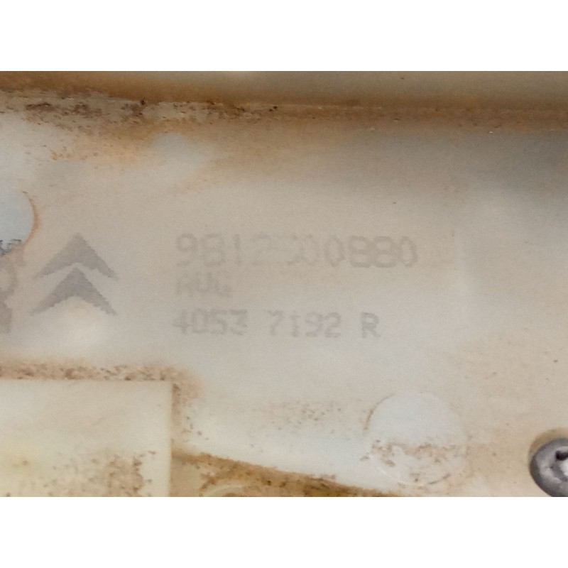 Recambio de cerradura puerta delantera izquierda para peugeot 208 i (ca_, cc_) 1.6 hdi / bluehdi 75 referencia OEM IAM 981250088